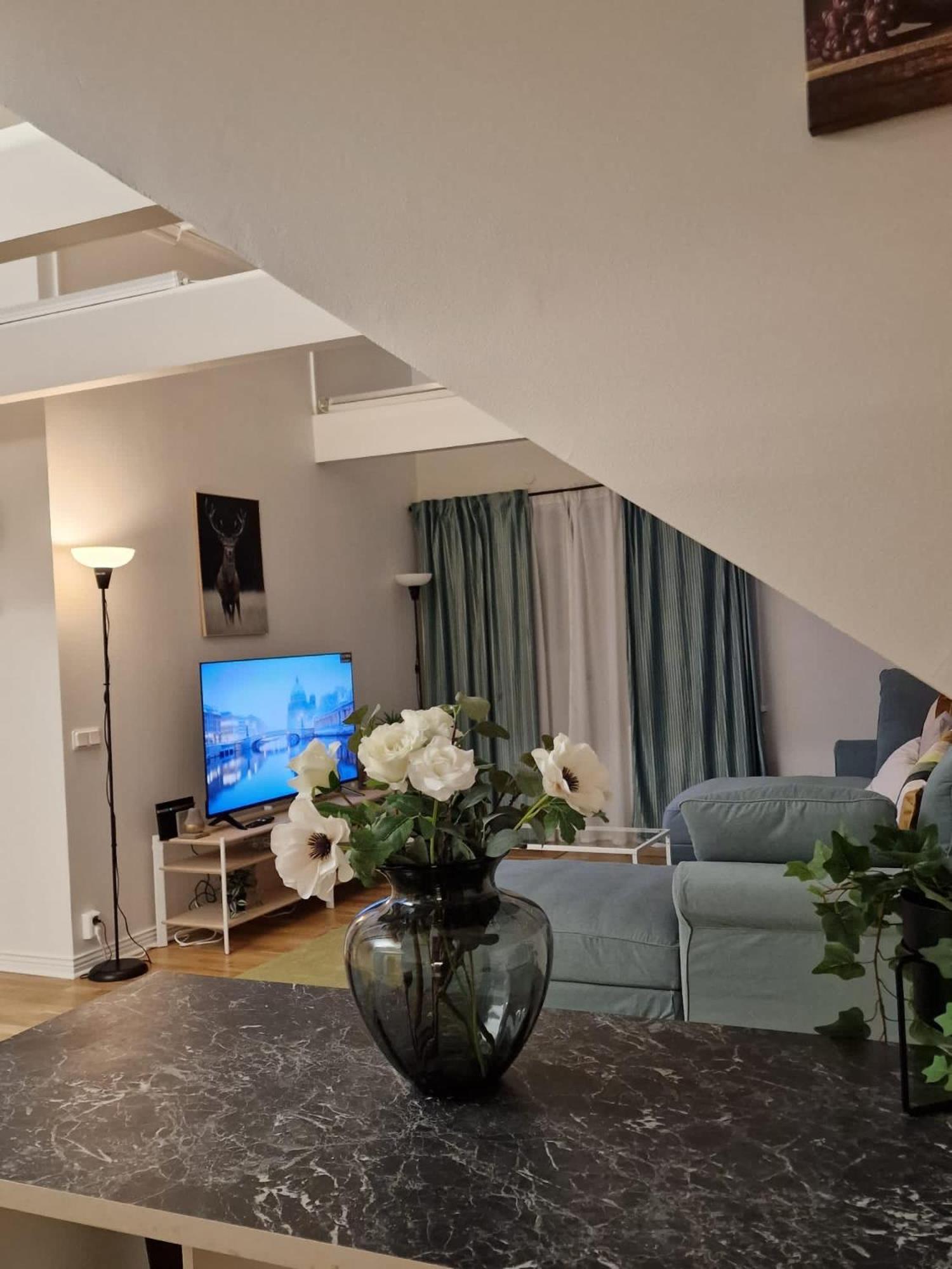 Noah Longstay Apartment Västerås Buitenkant foto