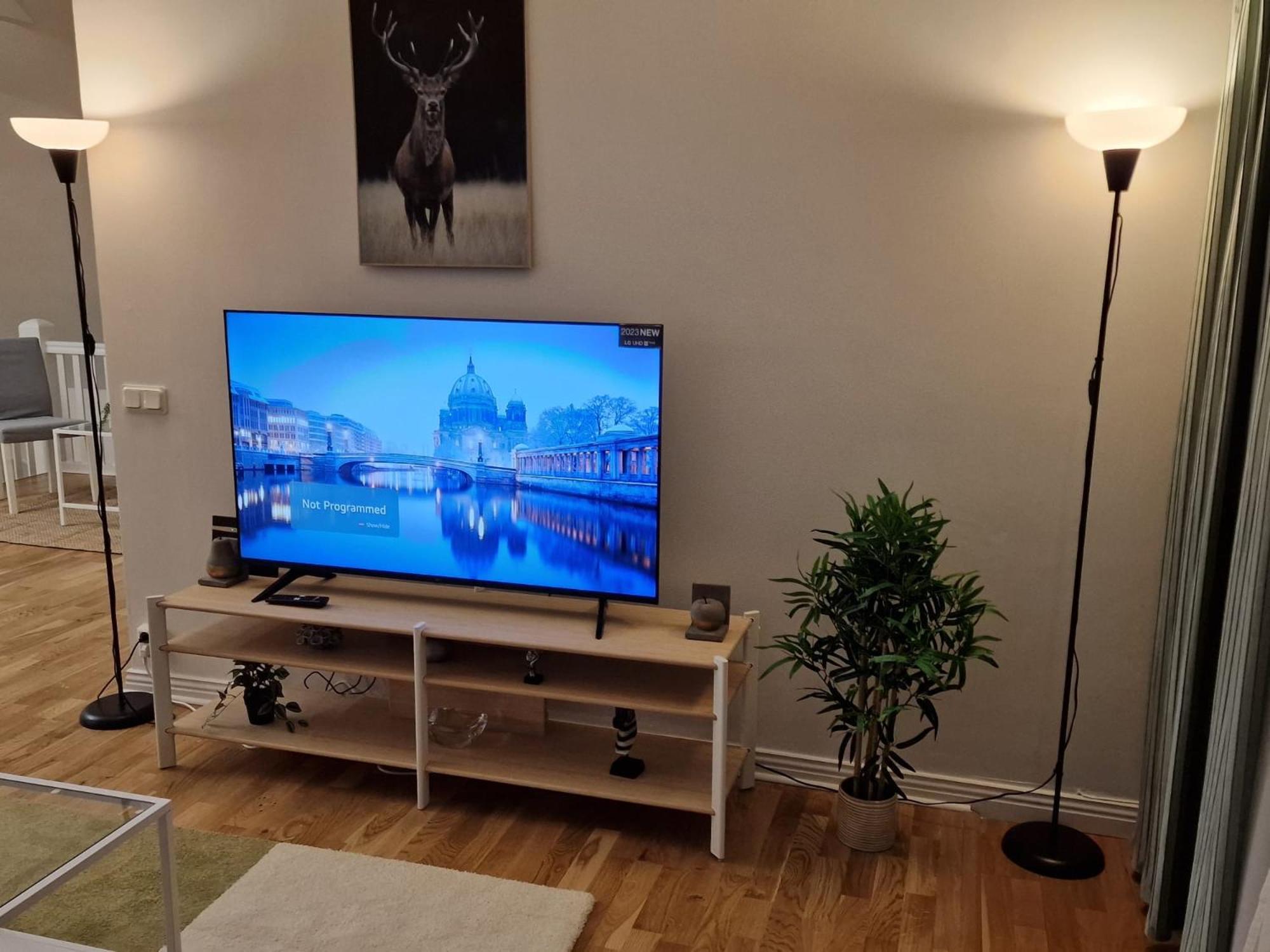 Noah Longstay Apartment Västerås Buitenkant foto