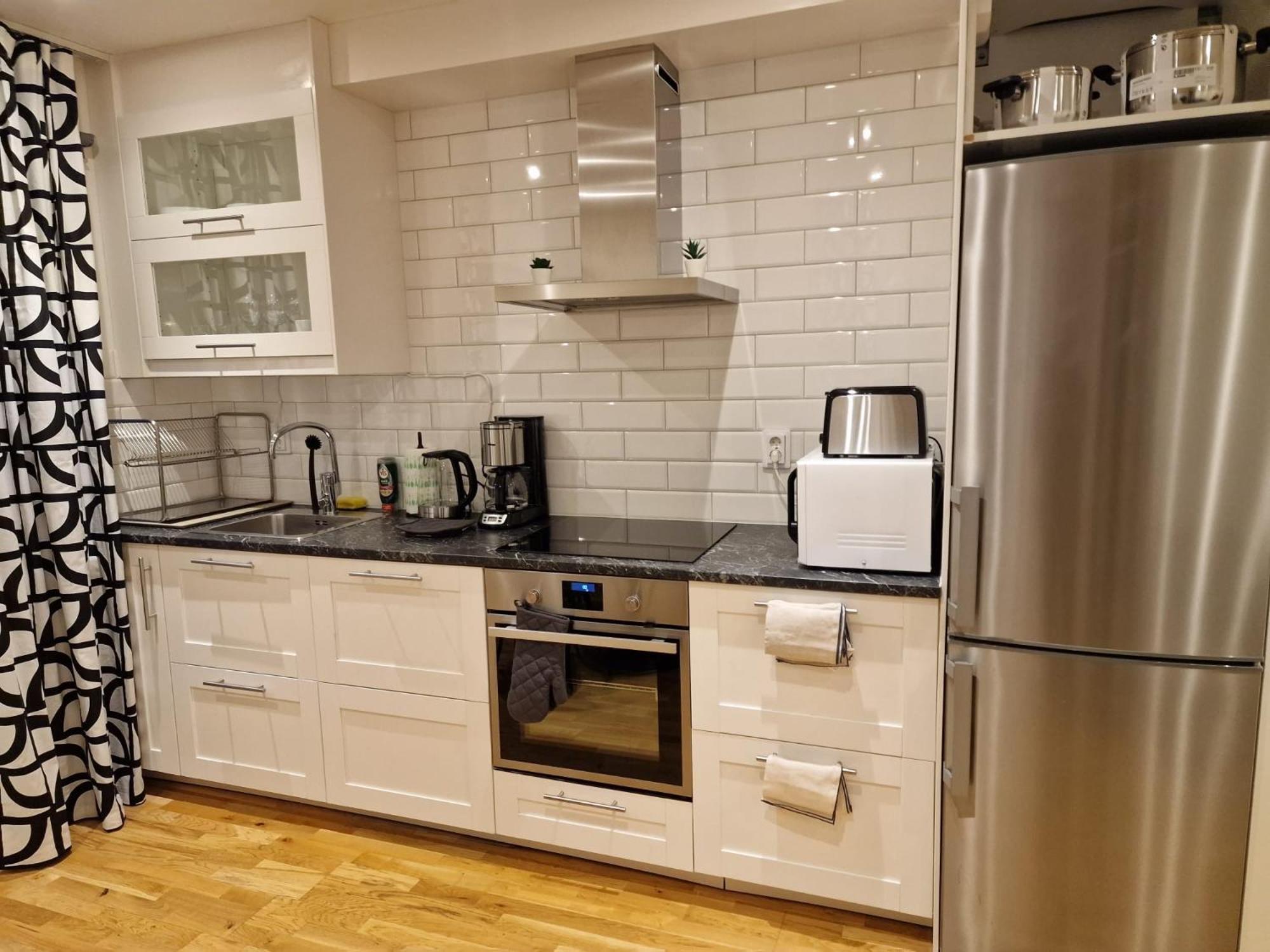 Noah Longstay Apartment Västerås Buitenkant foto