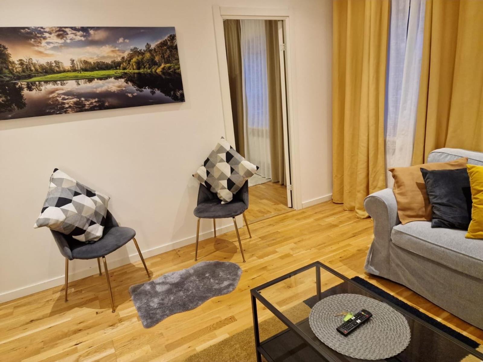 Noah Longstay Apartment Västerås Buitenkant foto