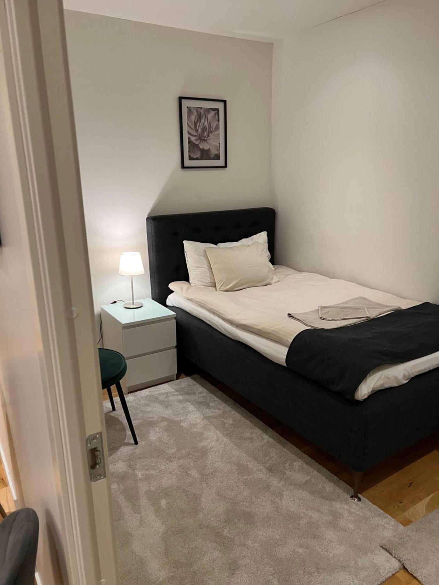 Noah Longstay Apartment Västerås Buitenkant foto