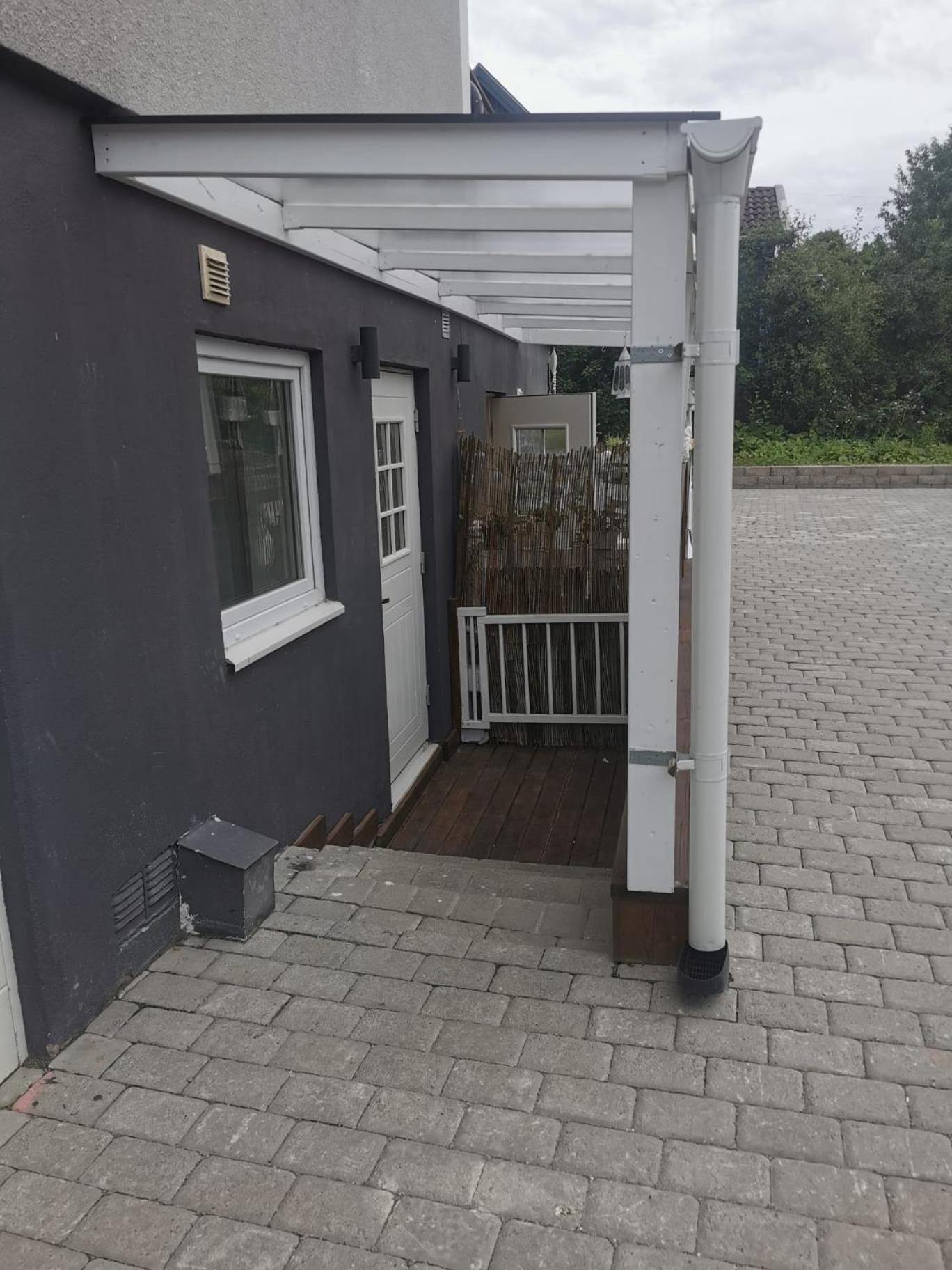 Noah Longstay Apartment Västerås Buitenkant foto